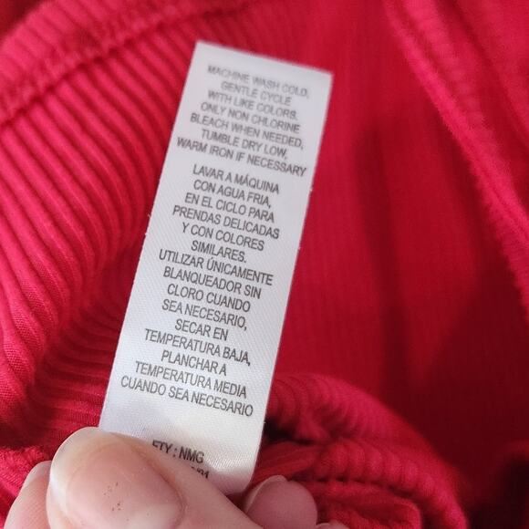 Full Circle Trends Ribbed Long Sleeve Cropped Top Ruched Tie Front Red Size L - Picture 9 of 9